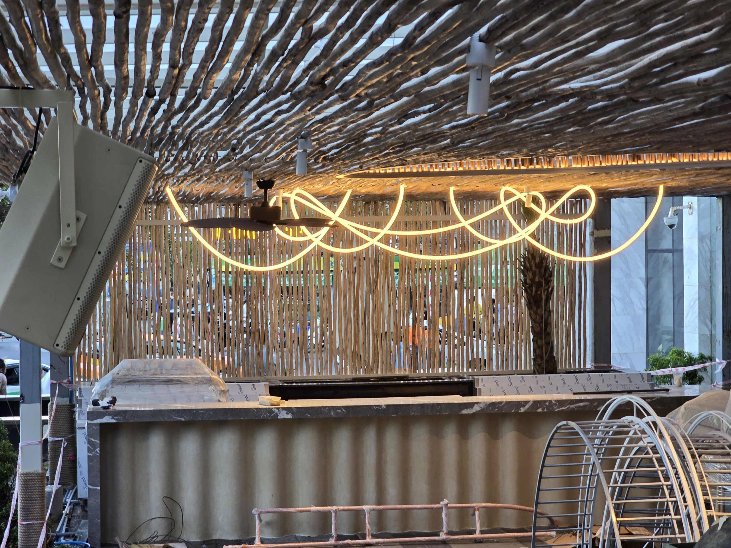 NOA Bar Nha Trang photo 3